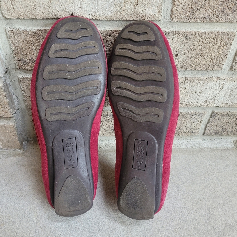 EUC Lauren Ralph Lauren Red Suede Loafers Silver Logo Bar Moc Toe Flats Size 6B - Picture 5 of 5